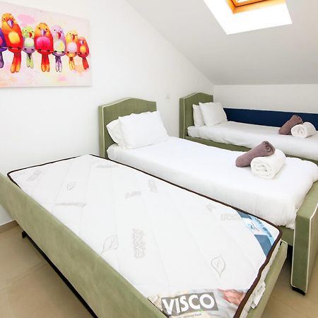 Saidoff, Amazing 4 Bedroom 3 Bath In City Center, Pool, Parking!!! Jérusalem Extérieur photo