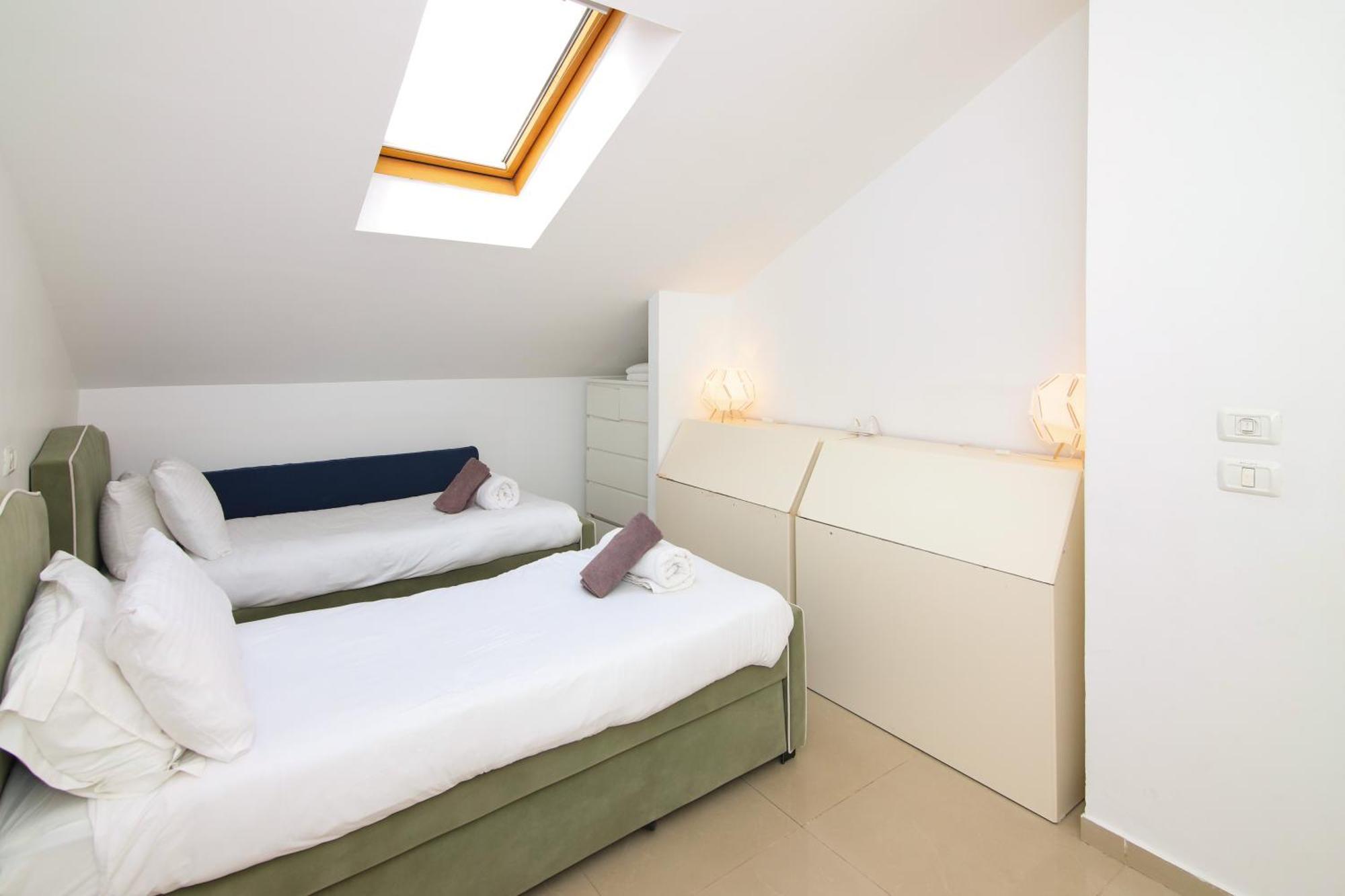 Saidoff, Amazing 4 Bedroom 3 Bath In City Center, Pool, Parking!!! Jérusalem Extérieur photo
