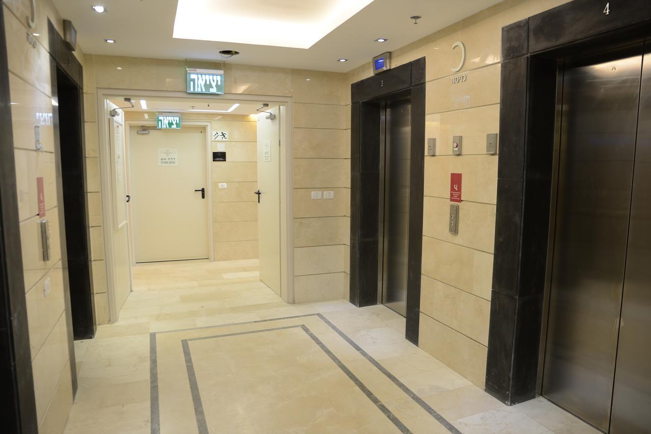 Saidoff, Amazing 4 Bedroom 3 Bath In City Center, Pool, Parking!!! Jérusalem Extérieur photo