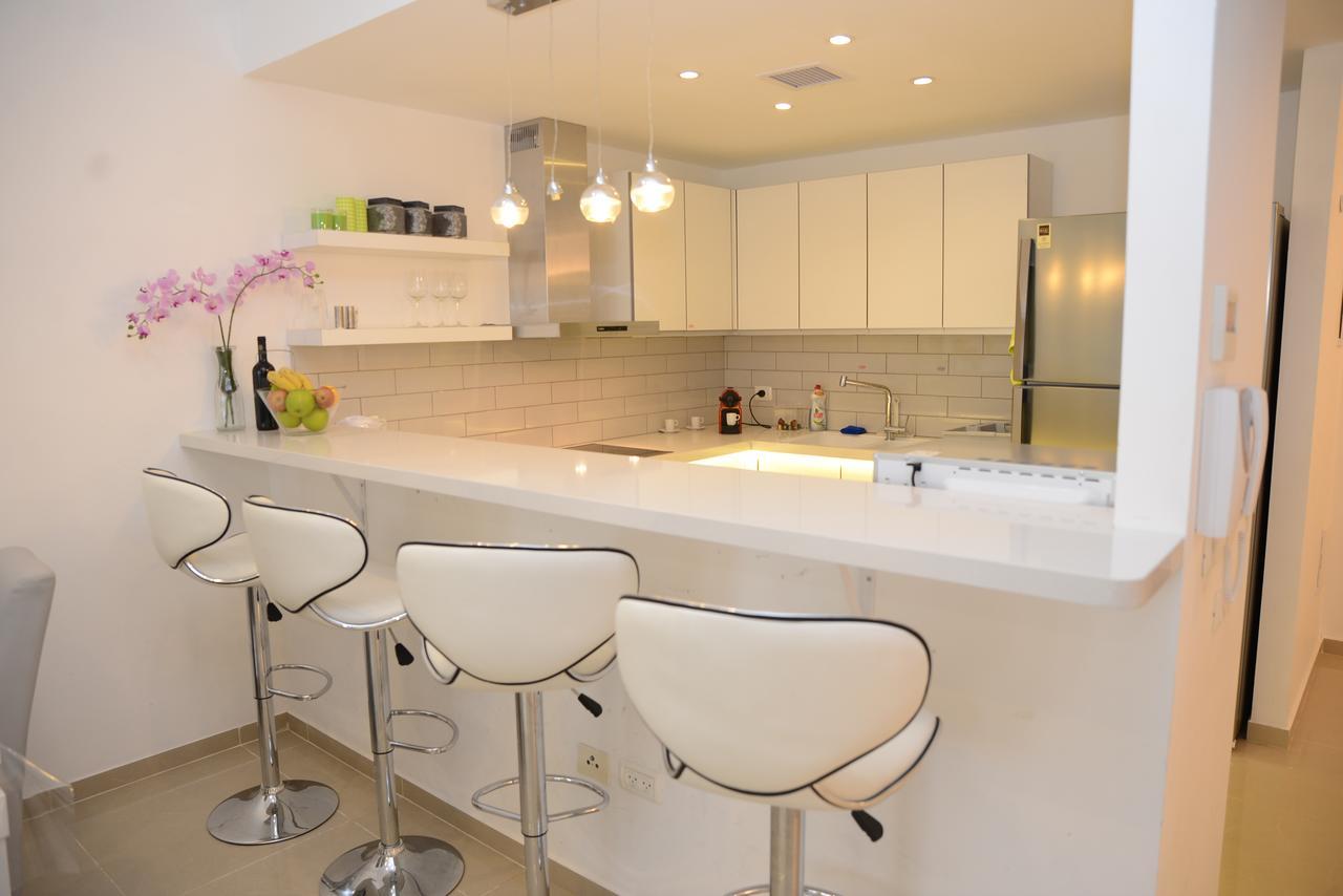 Saidoff, Amazing 4 Bedroom 3 Bath In City Center, Pool, Parking!!! Jérusalem Extérieur photo